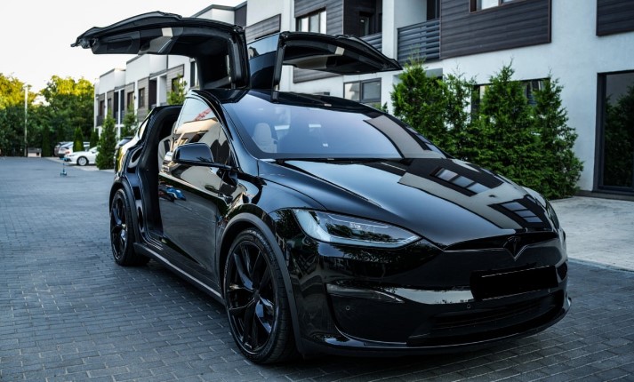 реальний запас ходу tesla model y при 30 градусах